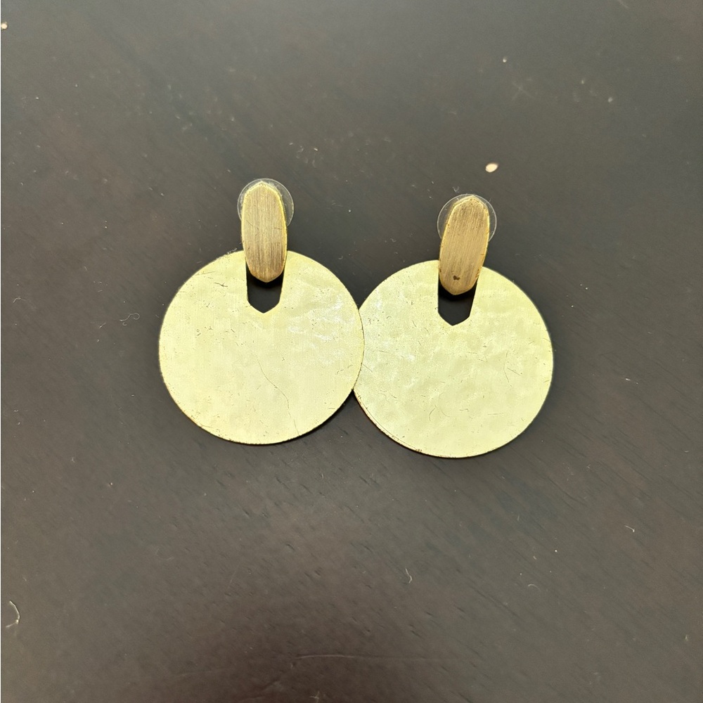 Hammered Gold Kendra Scott Earrings